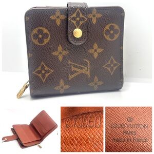 Good condition authentic Louis Vuitton Monogram zip around compact wallet CT0060